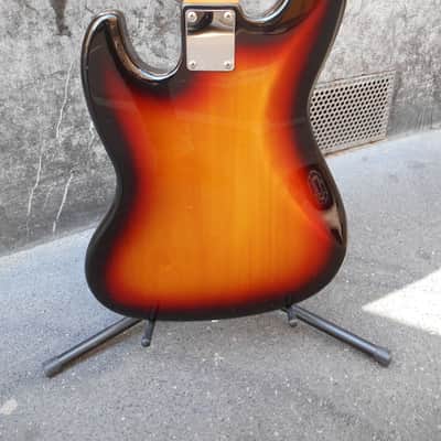 Short Scale Fender Mini Jazz Bass '62 Reissue 2014 3-Tone Sunburst image 6