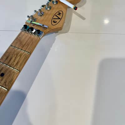 EVH 5150 striped 2020 - Red EVH striped image 6