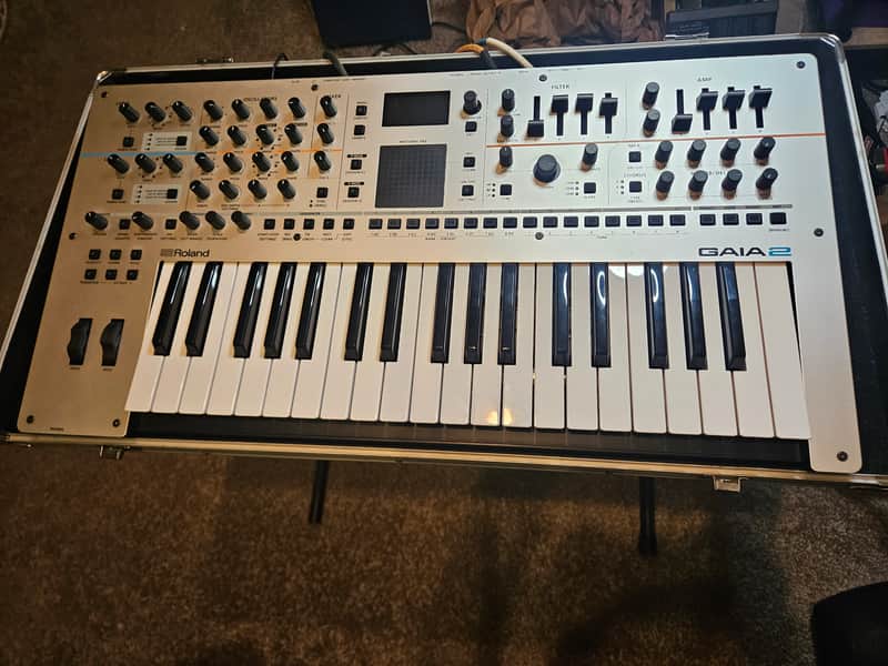 Roland Gaia 2 37-Key 22-Voice Synthesizer 2023 - Present - Silver image 1