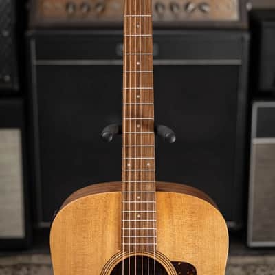 Taylor Academy 10e Dreadnought Acoustic/Electric Guitar with Gig Bag image 4