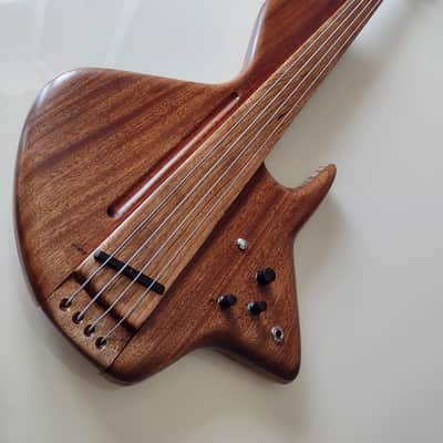 GVGD 34" FRETLESS BASS 4 STRINGS 07-21 MAHOGANY ASH NATURAL image 1