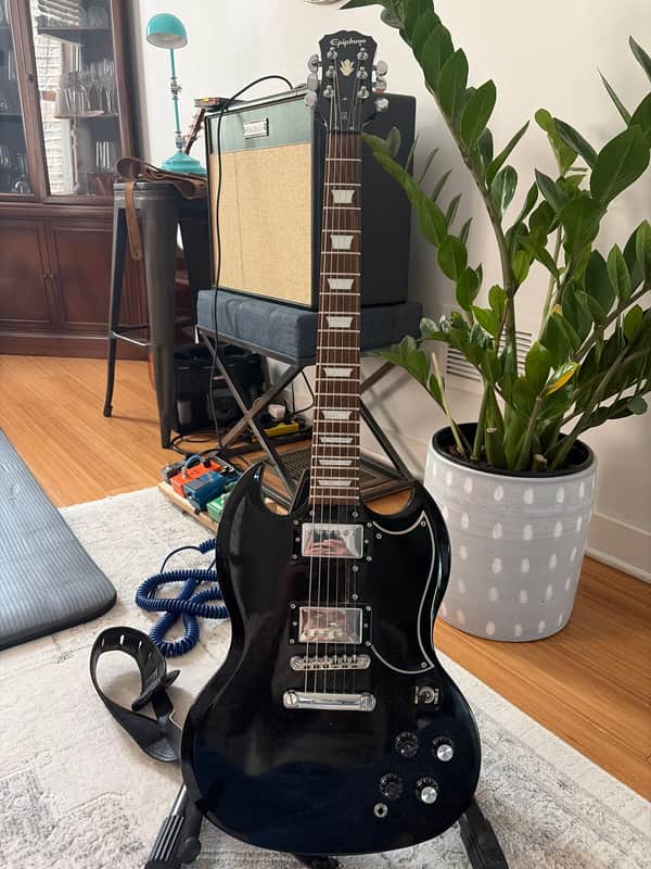 Epiphone SG Standard with Laurel Fretboard 2020 - 2025 - Ebony image 1