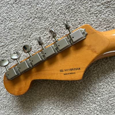 Fender Classic Series '60s Stratocaster with Rosewood Fretboard 1999 - 2016 - Black image 12