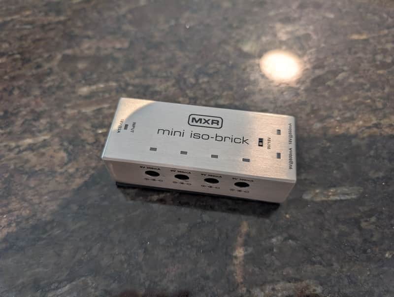 MXR M239 Mini Iso-Brick Power Supply image 1