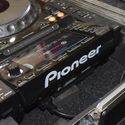 Pioneer CDJ-2000 Nexus (x2) with DJM 900 Nexus 4-Channel Mixer 2010s - Black image 12