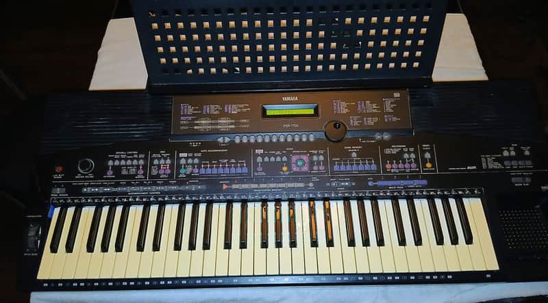 Yamaha PSR-1700 Workstation Arranger Keyboard Piano Synth MIDI RARE image 1
