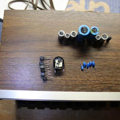Restored Realistic  5 band Graphic Equalizer 31-1987 (9) with original box image 10