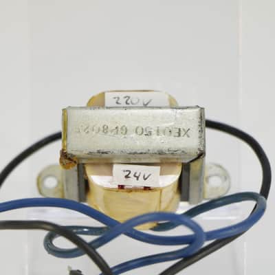 Electro-Harmonix Vintage Transformer 220V to 24V AC (for Vintage Big Box Pedals) image 1