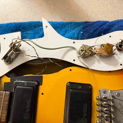 Vintage 1967 Mosrite Mark V Electric Guitar - The Ventures - All Original image 17