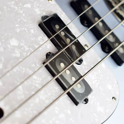 Lakland Skyline Series 44-64 (Custom PJ), 1.5" Neck - Ice Blue, Maple Fingerboard image 10