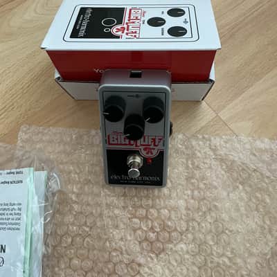 Electro-Harmonix Nano Big Muff Pi Distortion / Sustainer 2013 - Present - White / Black / Red image 4