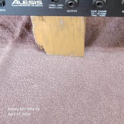 Alesis 3630 - Black image 6