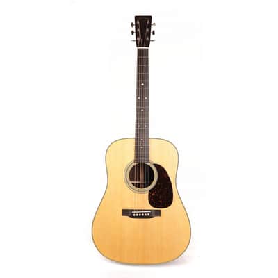 Martin Standard Series D-28 Acoustic Guitar Natural image 2