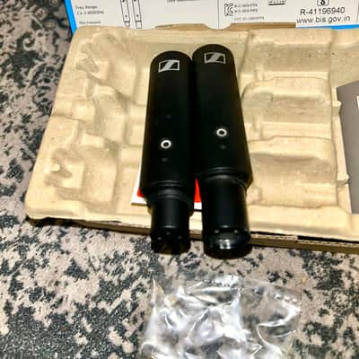 Sennheiser XSW-D XLR Base Set (Digital Band; 2.4 GHz) Digital Wireless System with XLR Transmitter and Receiver 2019 - Present - Black image 3