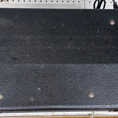 Peavey XR 600G Powered Mixer image 4
