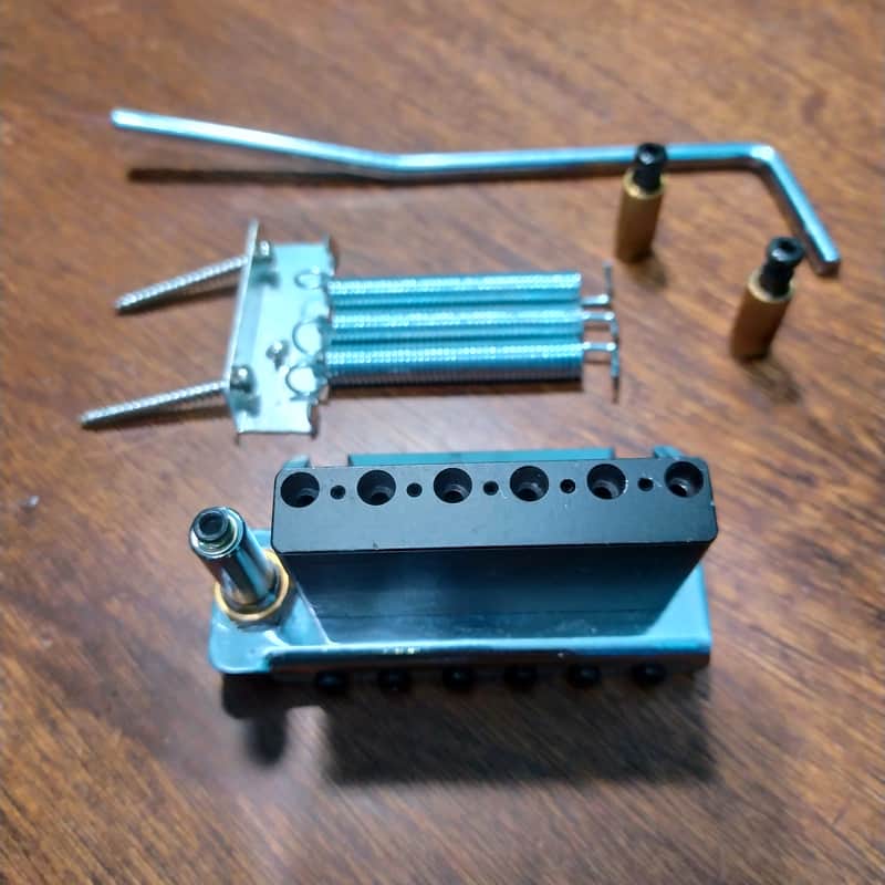 Wilkinson WVS130-2P COMPACT Bridge Tremolo Locking Saddles