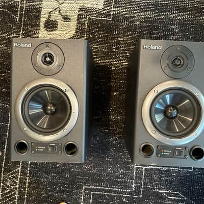 Roland DS-90 - Gearspace