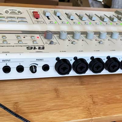 Zoom R16 USB Audio Interface Digital Multitrack Recorder Control Surface Excellent Condition Bild 7