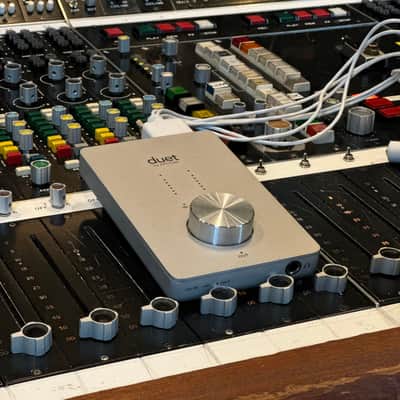 Apogee Duet Firewire Audio Interface 2000s - Silver image 1