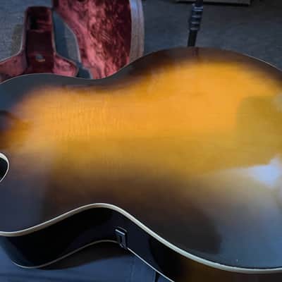 Silvertone H51 cutaway 1950s - Tobacco burst image 20