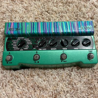 Line 6 DL4 MkII 2022 - Present - Green / Black image 1