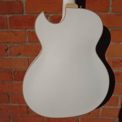Guild Starfire l Jet 90 2021 Satin White w/Guild bag, store demo image 5