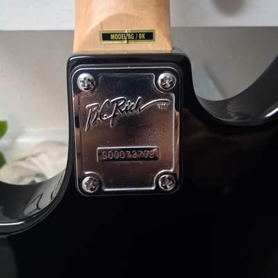 B.C. Rich Bich bronze series 2002 - black image 7