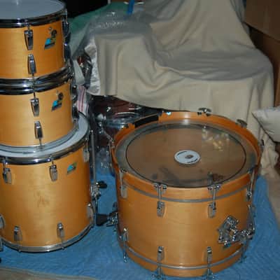 Ludwig 1970's Natural Maple Drum Set image 1