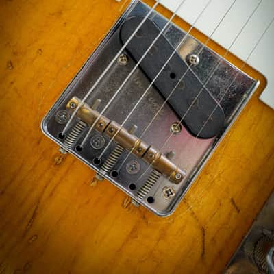 Kauffmann '56 T Two Tone Sunburst Pre-Owned image 6