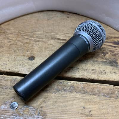 SHURE SM58 MICROPHONE- CLASSIC! MAKE OFFER! image 4