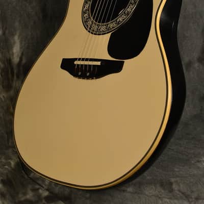 Ovation 3862 Pinnacle Series Super Shallow Bowl Acoustic Electric