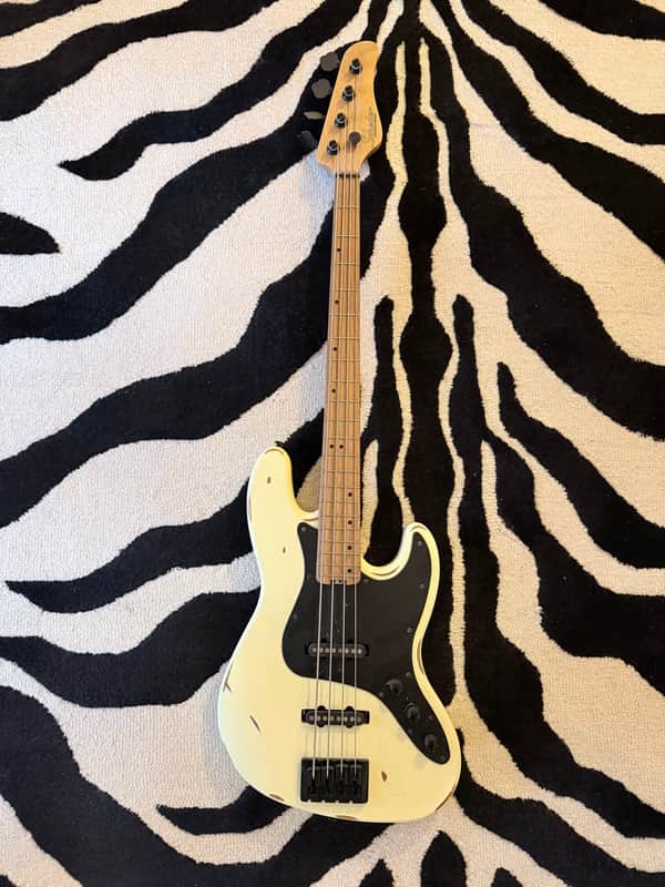 Schecter Nikki Sixx Signature J-4 Sixx 2020 - Present - Worn Ivory image 1