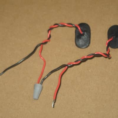 used 1980s genuine DOD double 9v battery clip for Performer Series pedals (NO pedals included / NO other parts included) battery clips work fine (pedal & internal parts seen in pictures provided as a reference) image 12