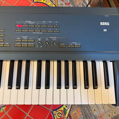 Korg Triton Extreme 76-Key 120-Voice Polyphonic Workstation 2005 - 2009 - Black image 6