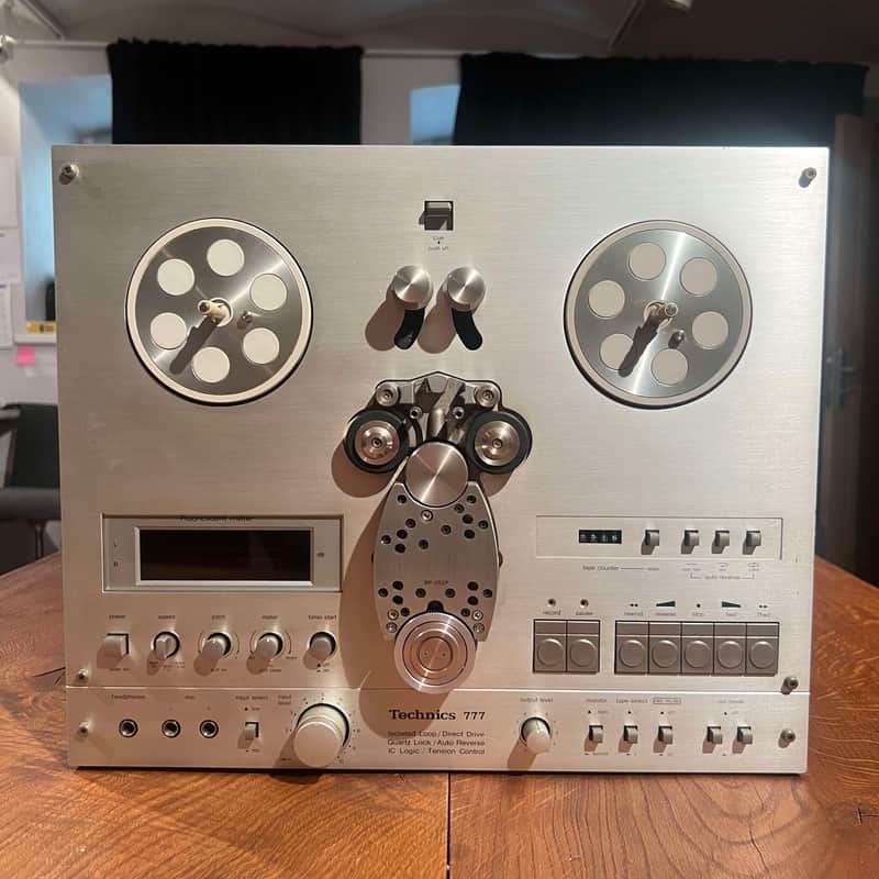 1978-1986 Technics RS-777 Tape Recorder Silver