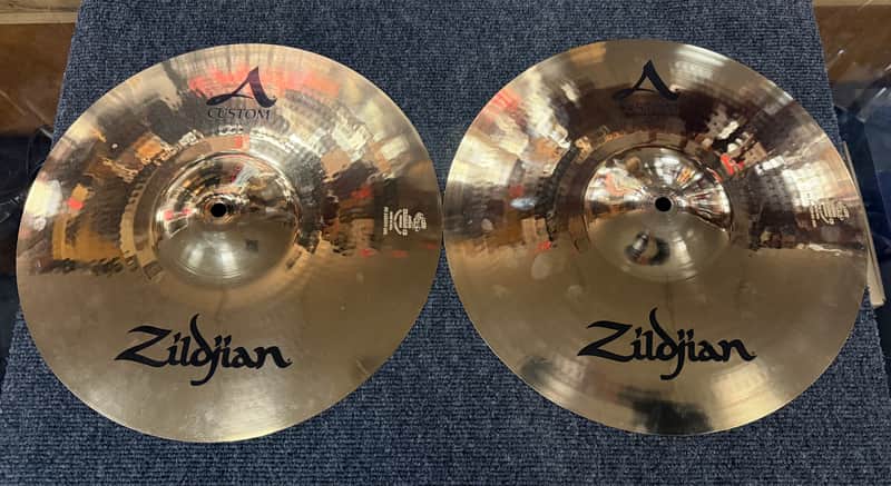 Zildjian 14 inch A Custom Hi-hat Cymbals - Brilliant image 1