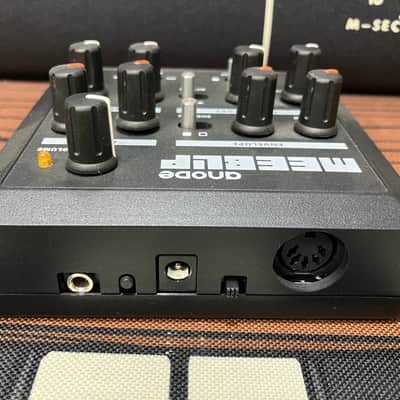 Meeblip Anode Synthesizer model AN-010 - MINT image 6