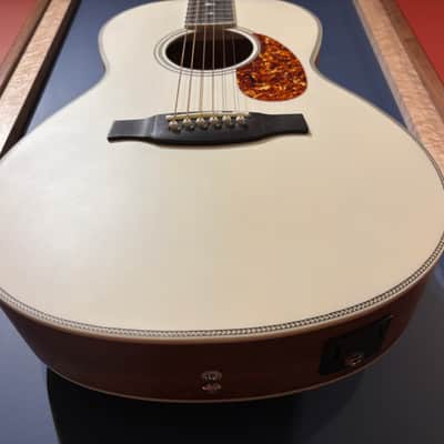 PRS SE P20E Tonare Parlor with Fishman GT1 Pickup 2020 - 2021 - Antique White image 1