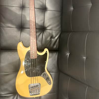 Fender Mustang Bass 1971 - 1981 | Reverb