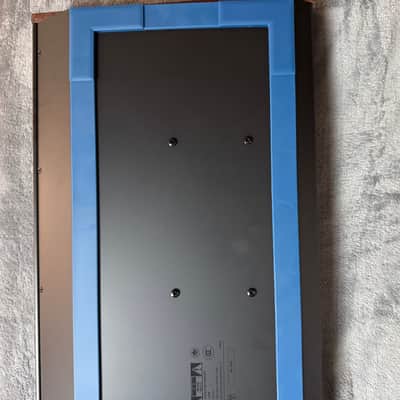Novation Summit 61-Key 16-Voice Polyphonic Synthesizer Excellent image 20