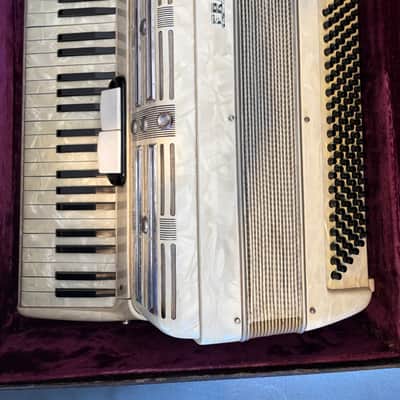 Francini Piano Accordion 1950s - Pearl finish image 2
