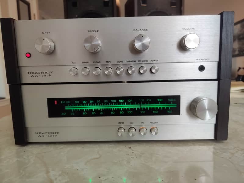 Heathkit AA-1219 amplifier, AJ-1219 Tuner 1977-1981 - Silver and walnut image 1