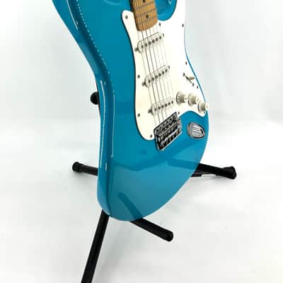 Fender "Squier Series" Standard Stratocaster with Maple Fretboard 1993 - Pacific Blue image 3