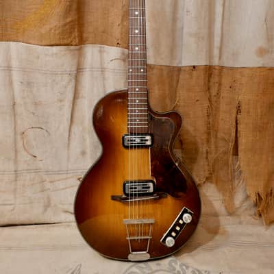 Hofner Club 50 1960 - Sunburst image 1