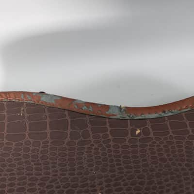 1950's/1960's Gibson LG-Style 'Alligator' Case Brown image 15