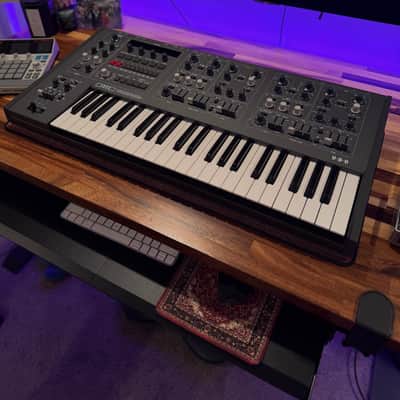 UDO DMNO 8-voice Polyphonic Hybrid Keyboard Synthesizer - Black image 2