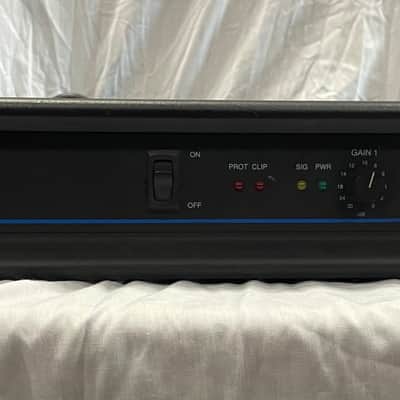 QSC MX1500a Stereo Power Amplifier 1990s - Excellent image 1