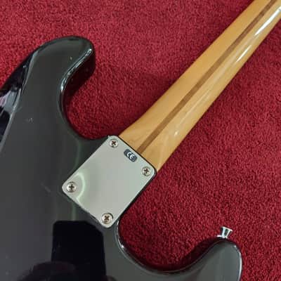 2002 Fender Stratocaster Left Handed Strung Right Handed image 9