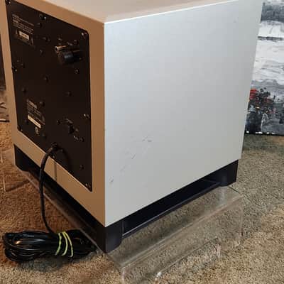 Yamaha Yamaha YST-SW010 subwoofer 90s - Silver image 3