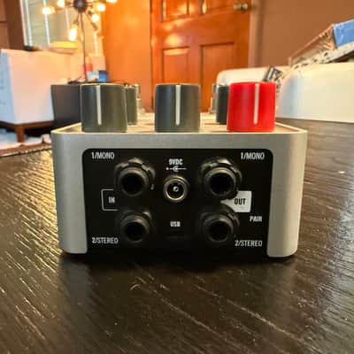 Universal Audio Max Preamp & Dual Compressor 2023 - Present - Silver image 2